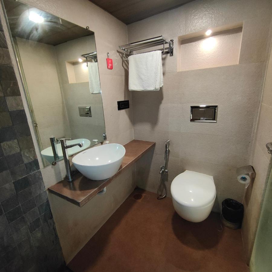 Oxford Hotel Powai Βομβάη Εξωτερικό φωτογραφία